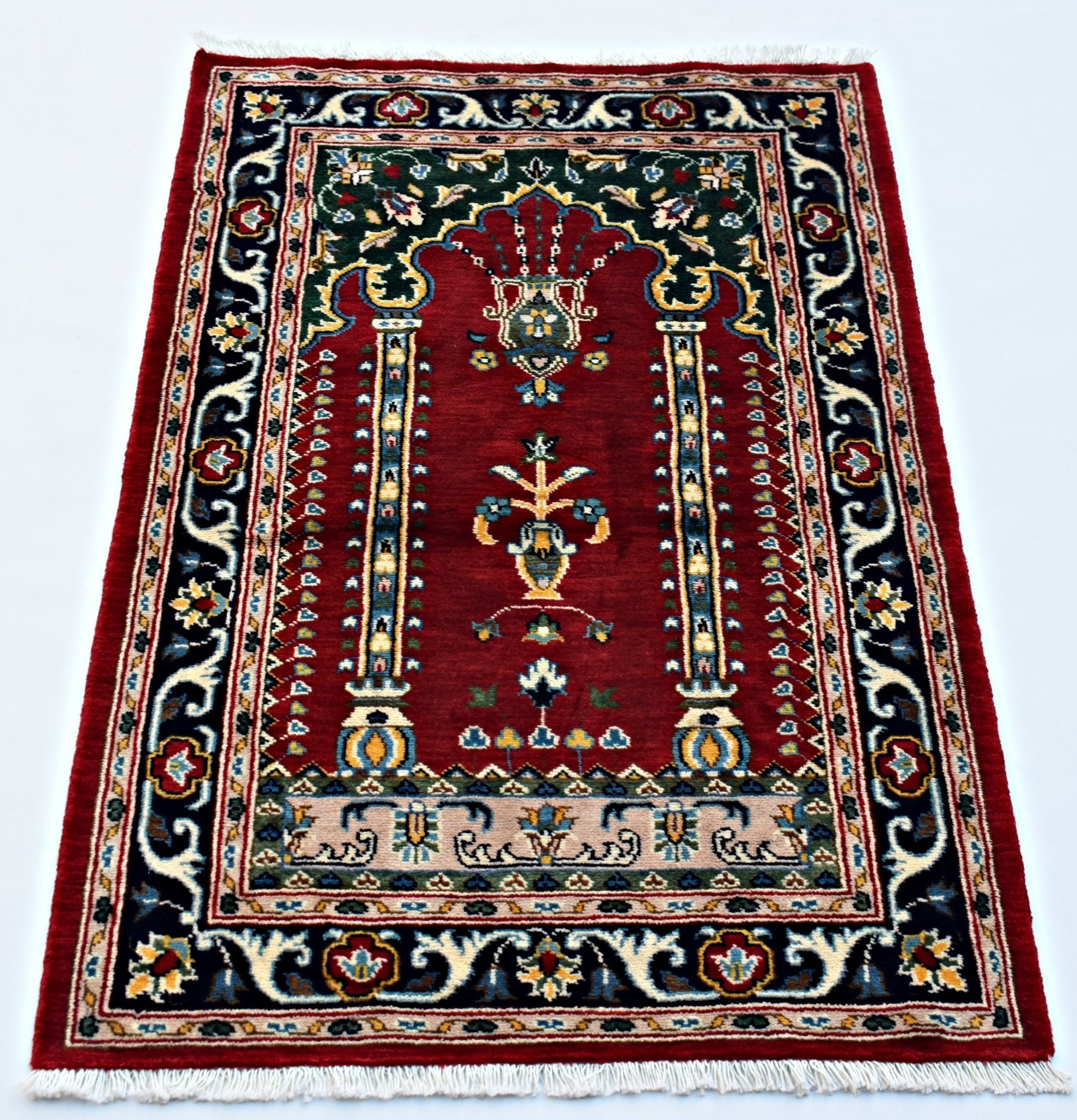 Handmade Traditional Prayer Rug | 121 x 80 cm | 4' x 2'8" - Najaf Rugs & Textile