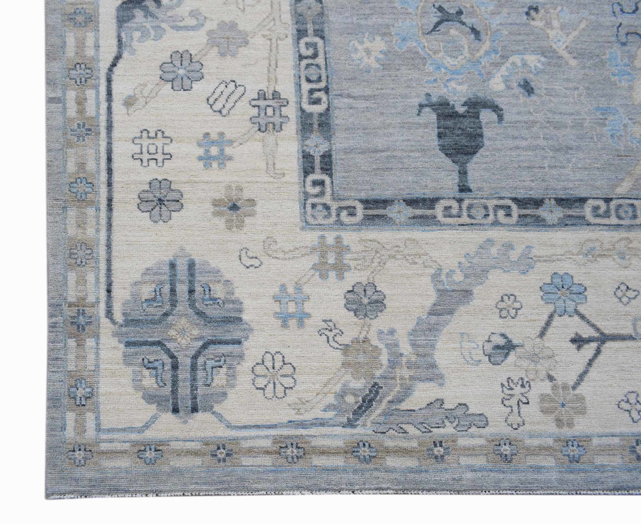 Handwoven Transitional Oushak Rug | 417 x 303 cm | 13'8" x 10' - Najaf Rugs & Textile